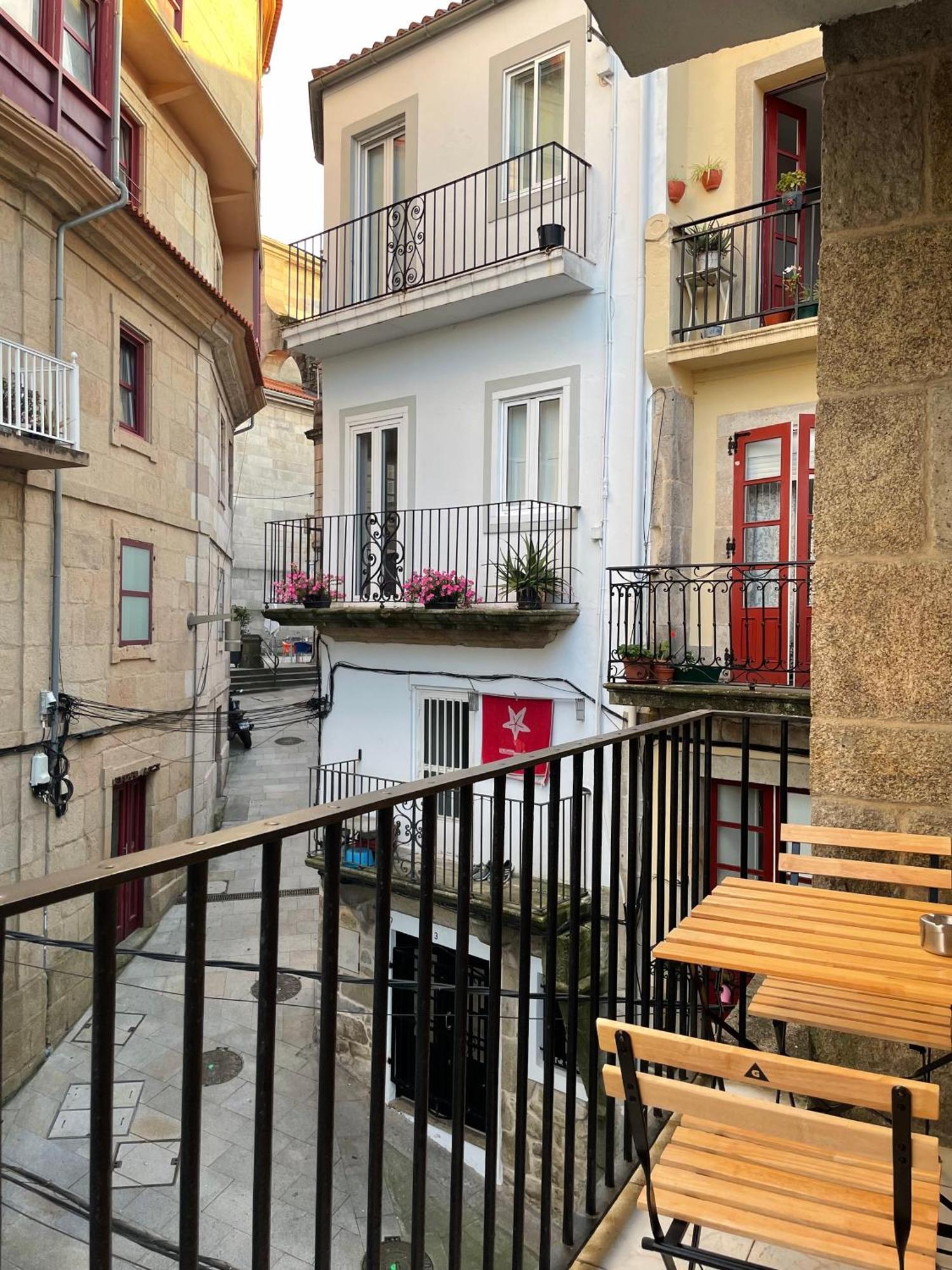 Estilosa Vivienda En El Centro ヴィーゴ エクステリア 写真